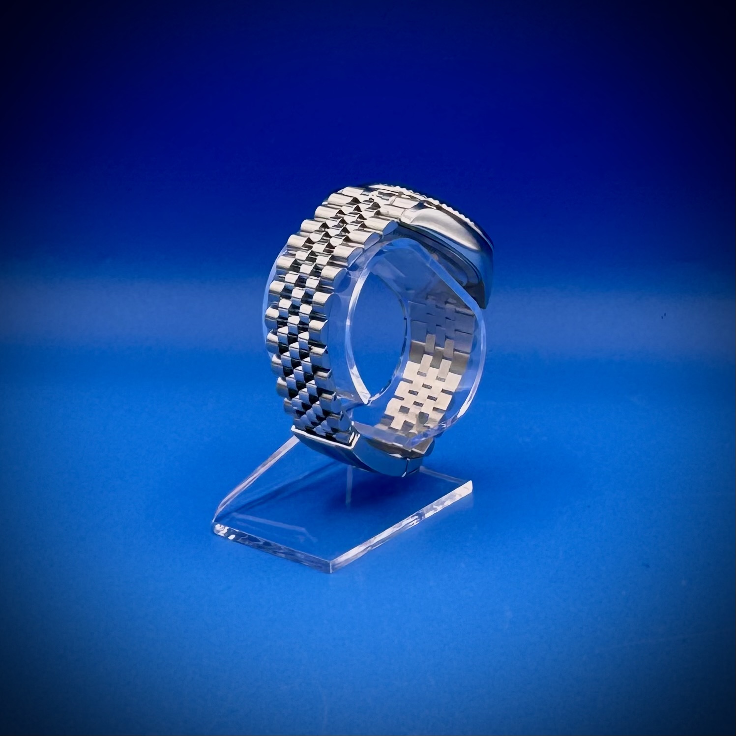 12 34 - Genco Timepieces Rolex Sky‑Dweller Blue Dial 42mm Reference 336934 - Image 11