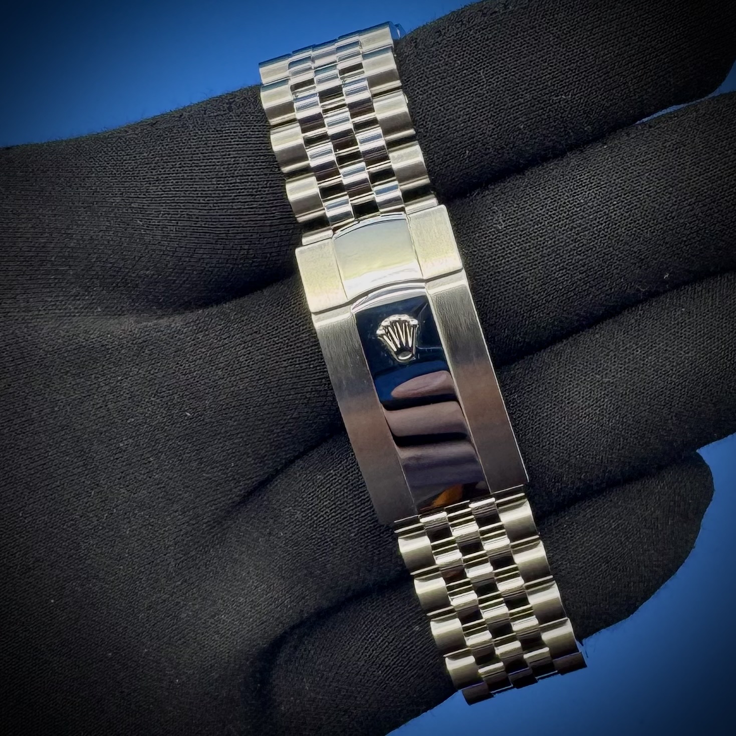 15 31 - Genco Timepieces Rolex Sky‑Dweller Blue Dial 42mm Reference 336934 - Image 14
