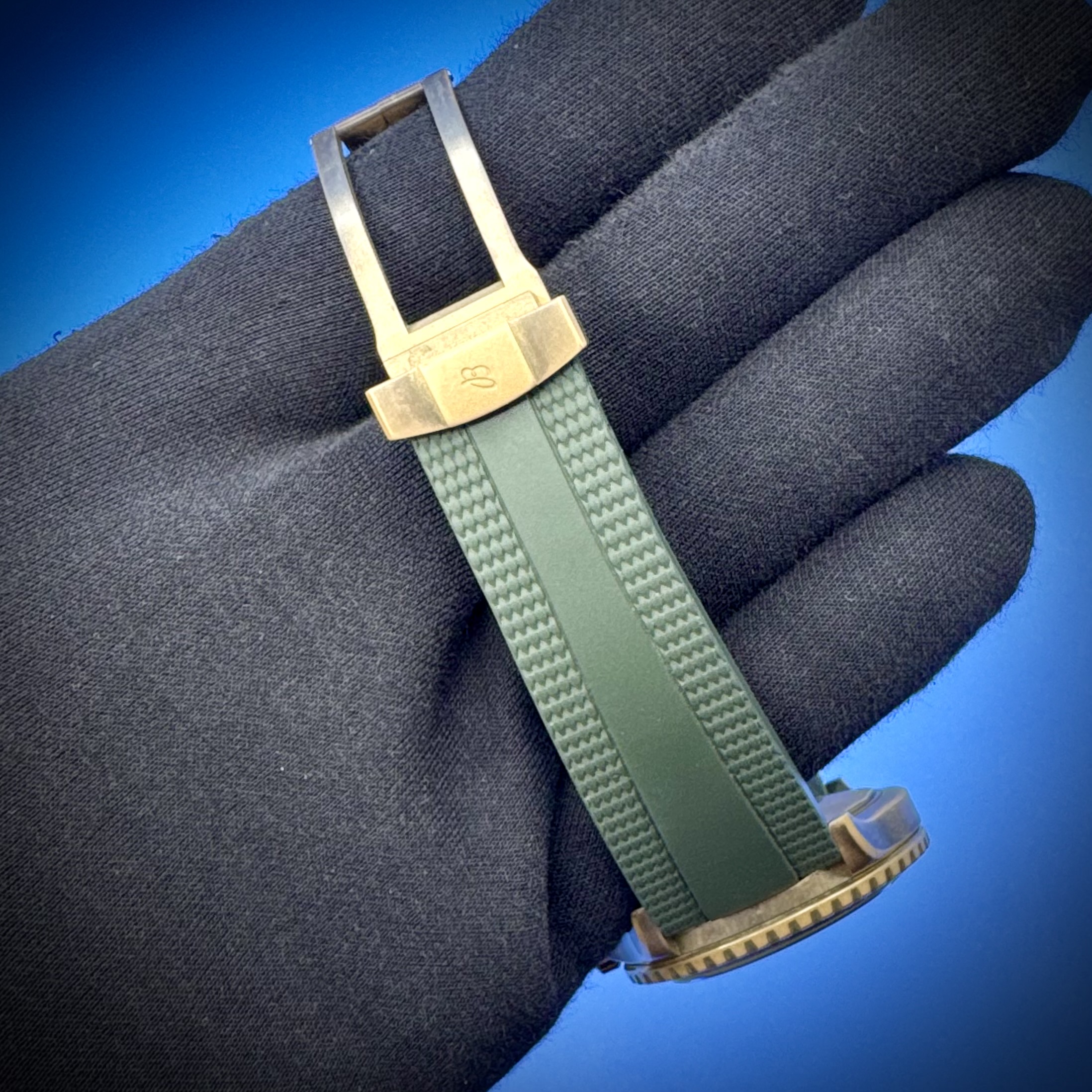 18 52 - Genco Timepieces BREITLING Superocean Automatic 42MM Bronze Green Dial Rubber Strap N17375201L1S1 | Full Set - Image 14