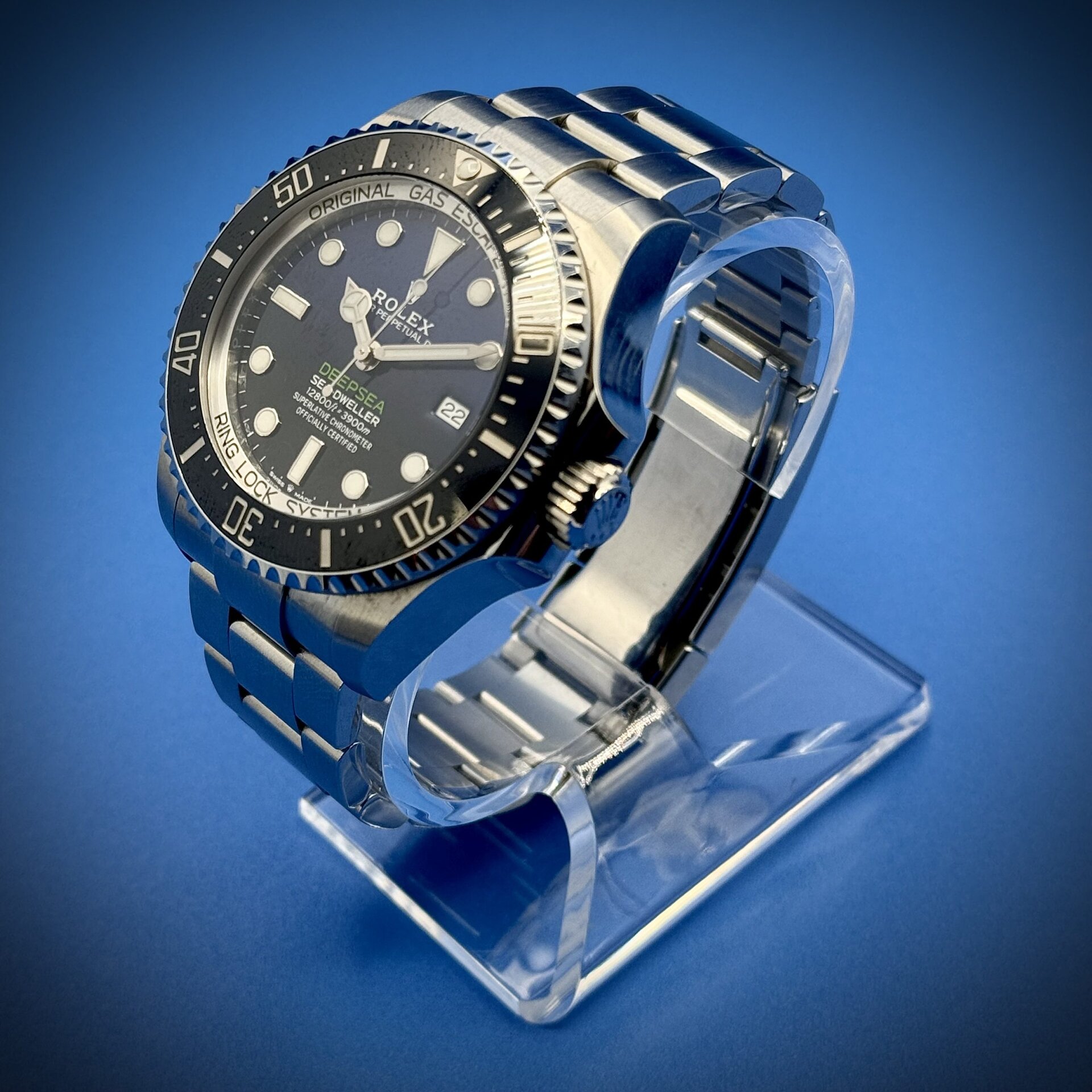 3 11 scaled - Genco Timepieces Rolex Deepsea Sea-Dweller “James Cameron” / Ref. 126660 / D-Blue Dial 44mm - Image 4