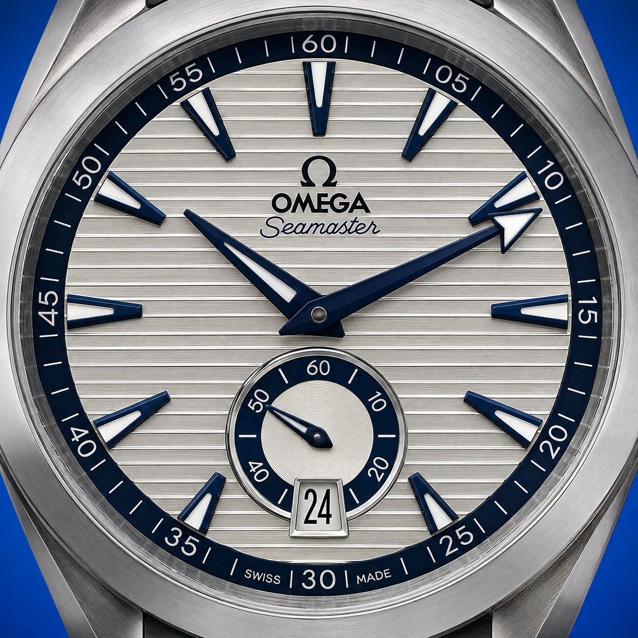 3 60 - Genco Timepieces OMEGA Seamaster Aqua Terra 150M 41MM Silver Dial Steel Bracelet 220.10.41.21.02.004 | Full Set - Image 5