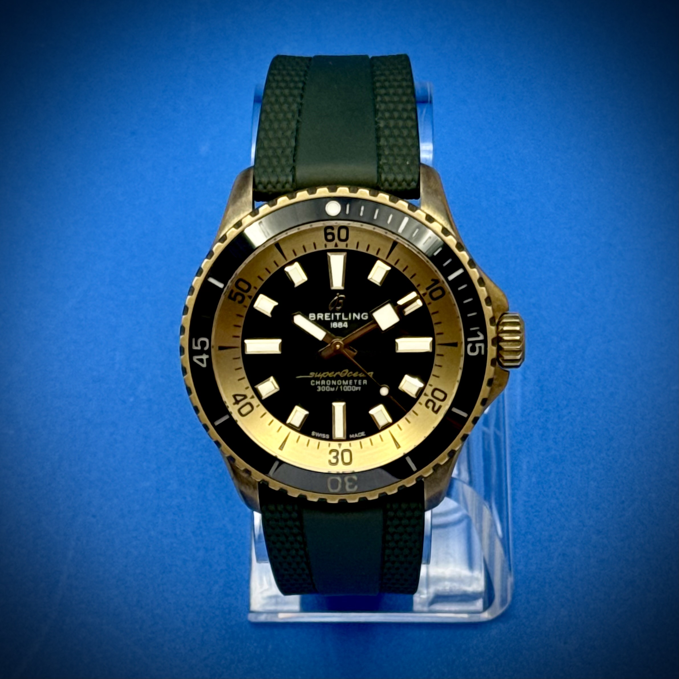 3 62 - Genco Timepieces BREITLING Superocean Automatic 42MM Bronze Green Dial Rubber Strap N17375201L1S1 | Full Set - Image 4