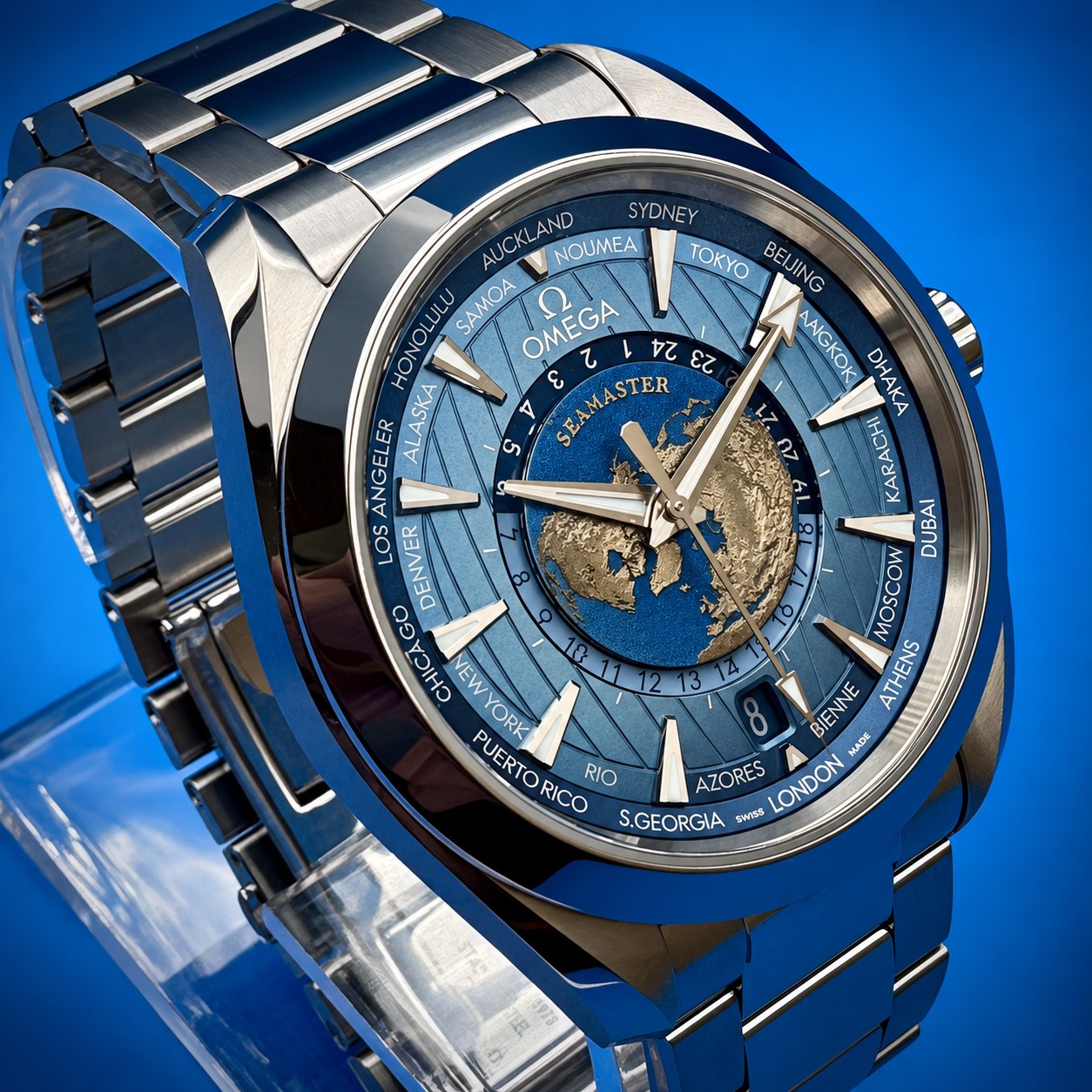 6 68 - Genco Timepieces OMEGA Seamaster Aqua Terra Worldtimer 43MM Summer Blue Dial Steel 220.10.43.22.03.002 | Full Set - Image 6