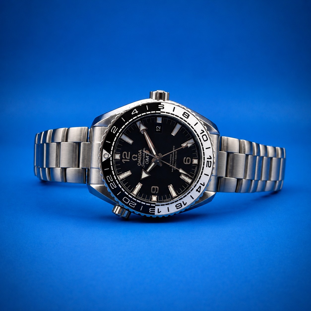 bb257532 6aaf 4957 bc1a 50dc73191c58 - Genco Timepieces OMEGA Seamaster Planet Ocean 600M “Oreo” Reference 215.30.44.22.01.001 - Image 17