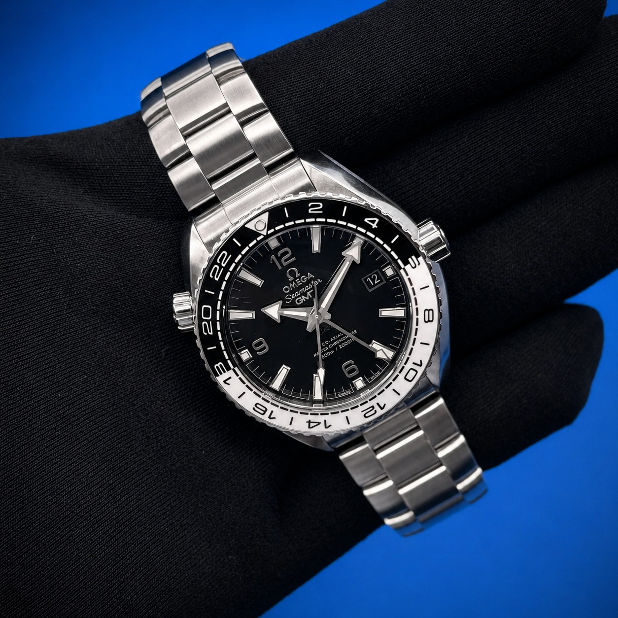 f913b0ed e5fc 4a3e b17b d5bd67f7c058 - Genco Timepieces OMEGA Seamaster Planet Ocean 600M “Oreo” Reference 215.30.44.22.01.001 - Image 11