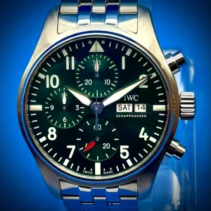 IWC Pilot's Watch Green Men's Watch - Ref. IW388104 - Stainless Steal Bracelet - Full Set